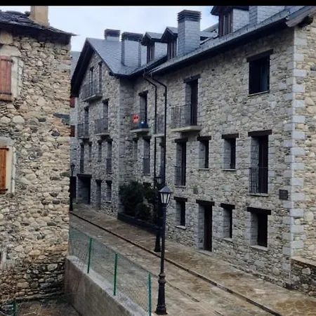 Check-in Casas Labert * Benasque