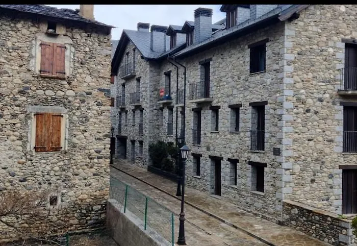 Check-in Casas Labert * Benasque